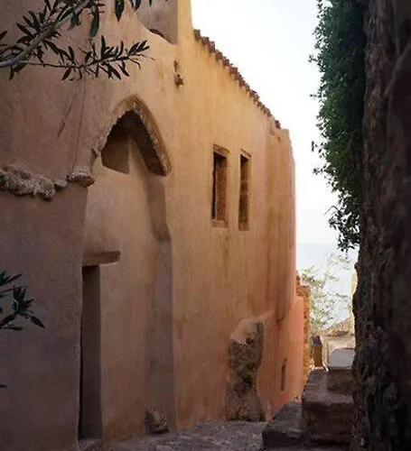 Poliana Tower Kotronion (West Mani)